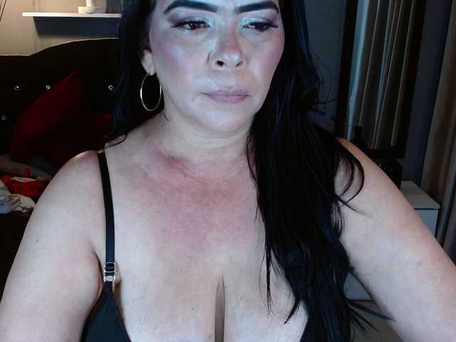 josephinemiller live cam on BongaCams