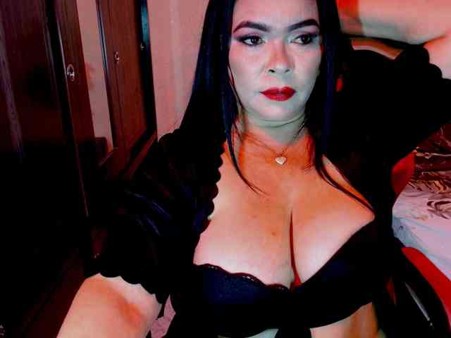 josephinemiller webcam