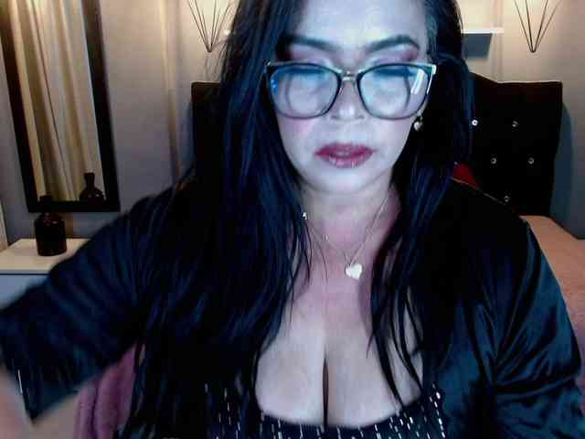 josephinemiller webcam