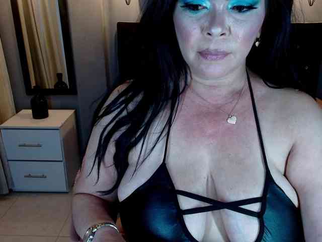 josephinemiller webcam