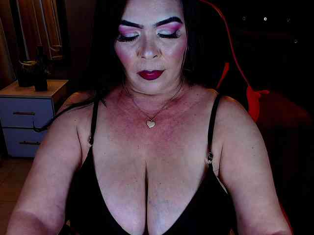 josephinemiller webcam