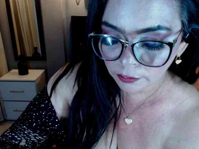 josephinemiller webcam