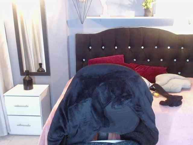 josephinemiller webcam