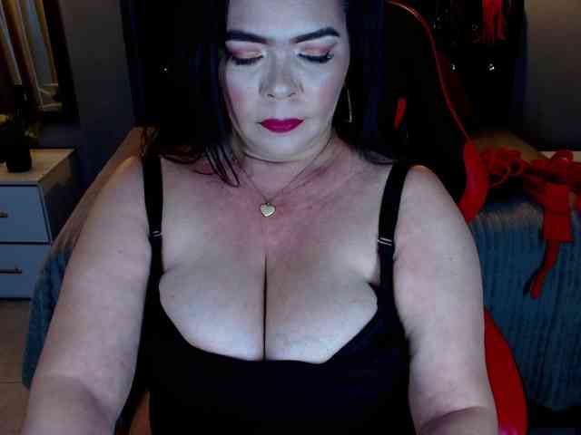 josephinemiller webcam