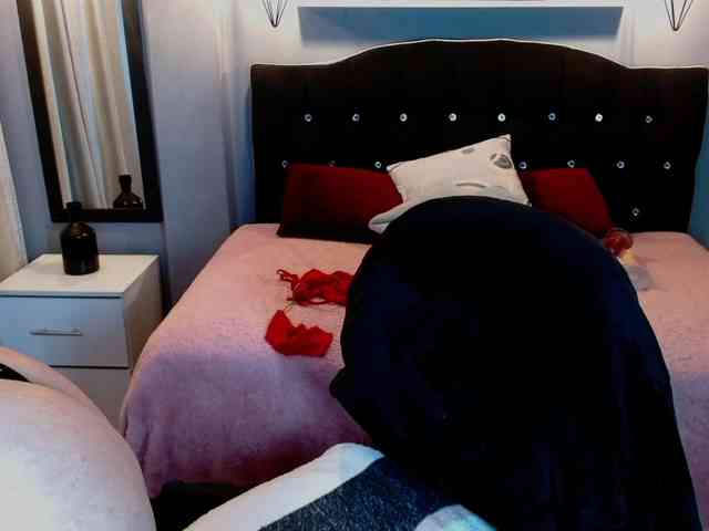 josephinemiller webcam