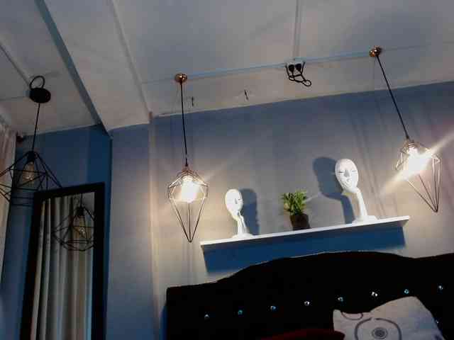 josephinemiller webcam