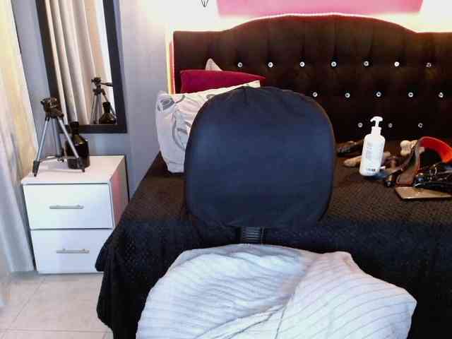 josephinemiller webcam