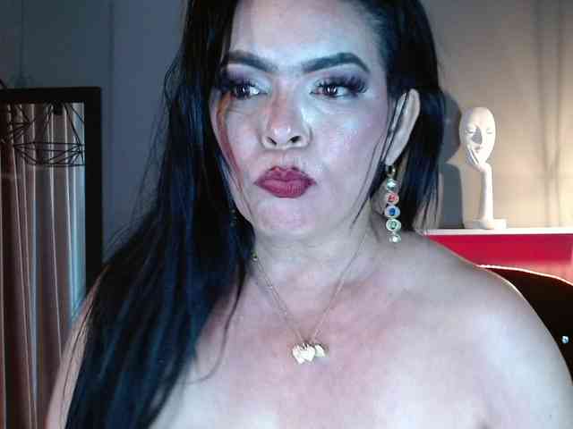 josephinemiller webcam