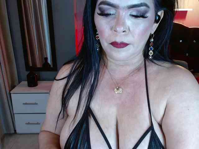 josephinemiller webcam