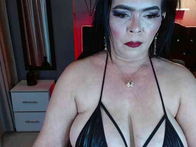 josephinemiller webcam