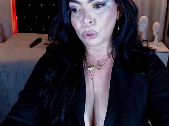 josephinemiller webcam
