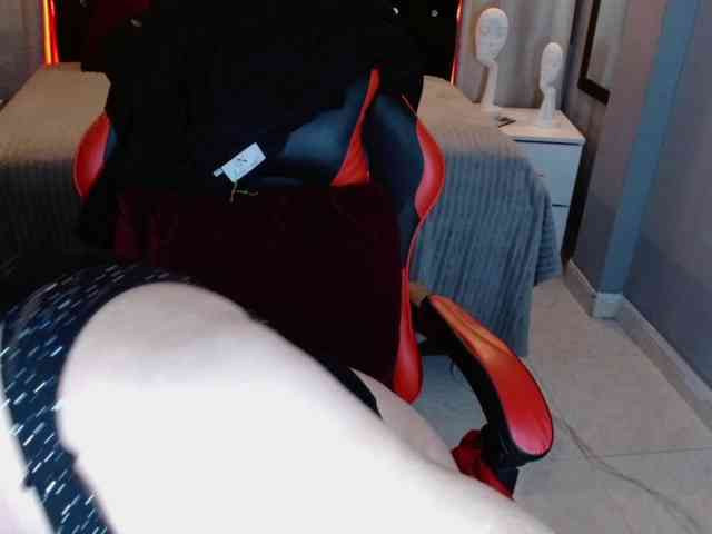 josephinemiller webcam