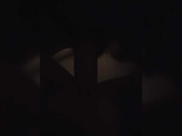 LaraDen-Fox live cam preview