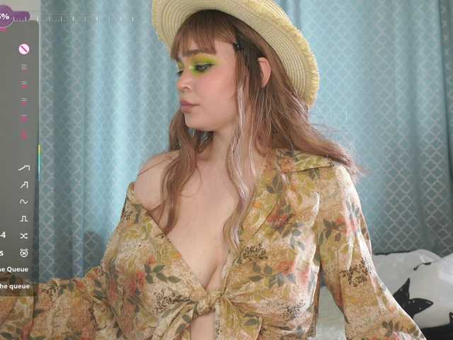 MilaLove live cam on BongaCams