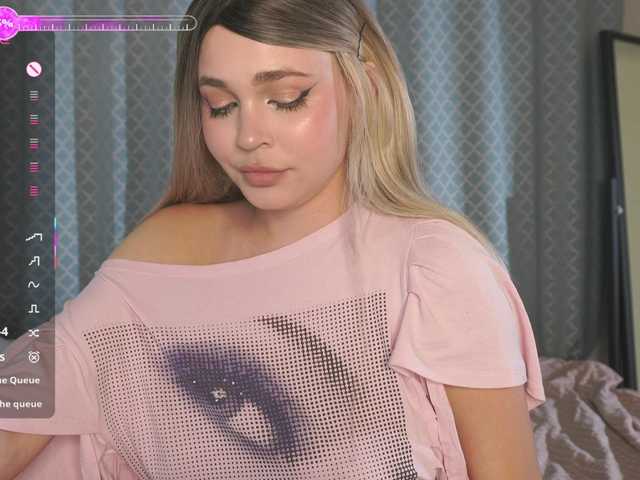 MilaLove live cam on BongaCams