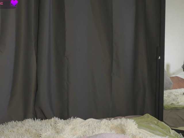 MilaLove live cam on BongaCams