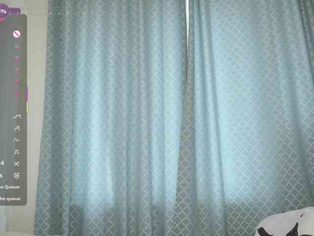 MilaLove webcam