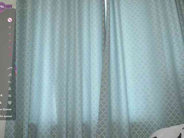 MilaLove webcam