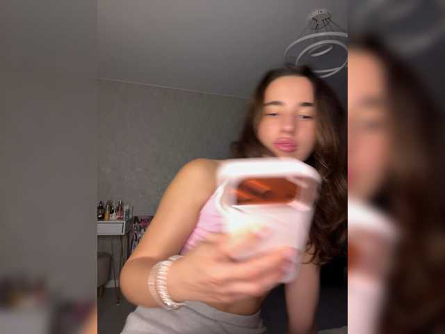 Etokiska, en vivo ahora en BongaCams