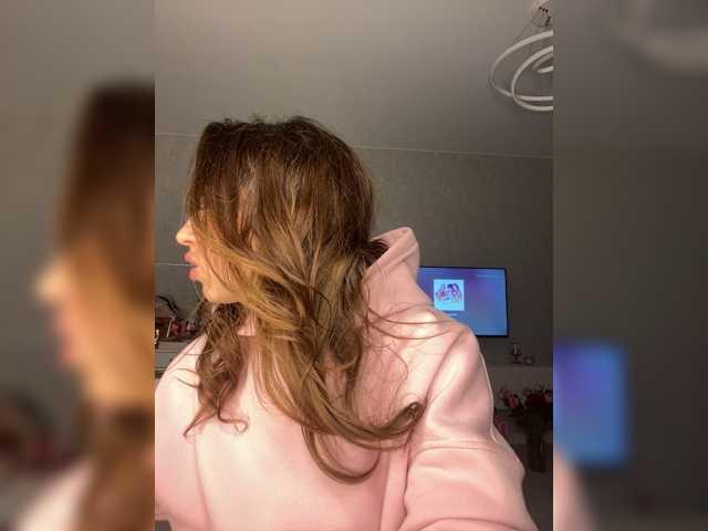 Etokiska live cam on BongaCams