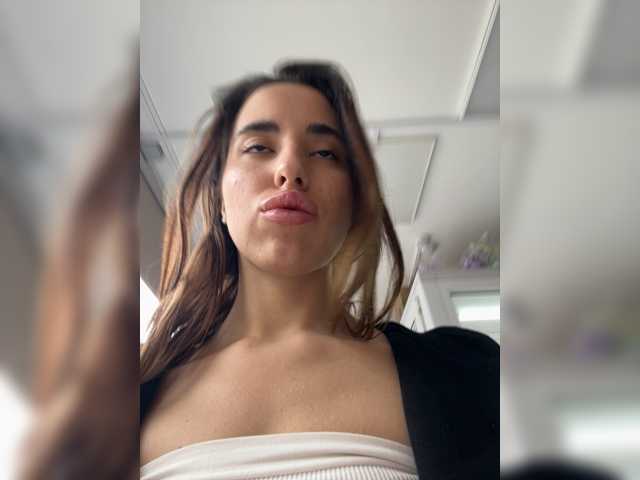 Etokiska live cam on BongaCams