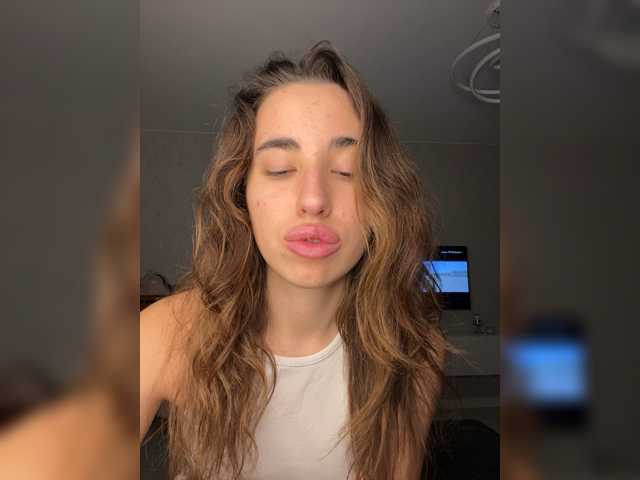 Etokiska live cam on BongaCams