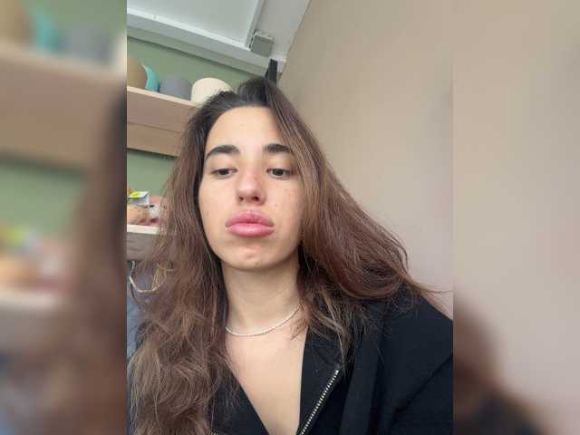 Etokiska, live now on BongaCams