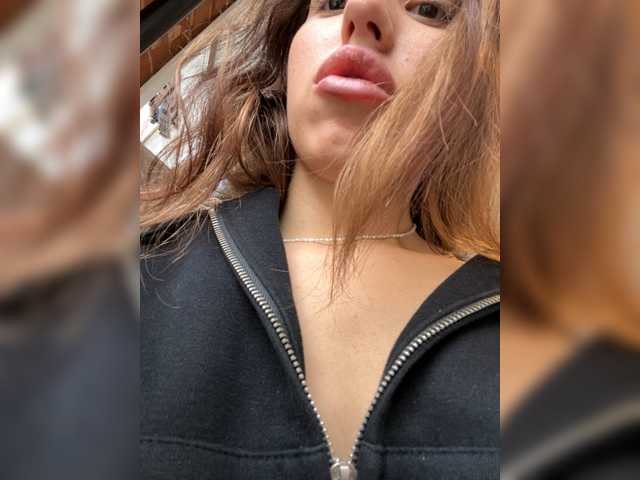 Etokiska live cam on BongaCams