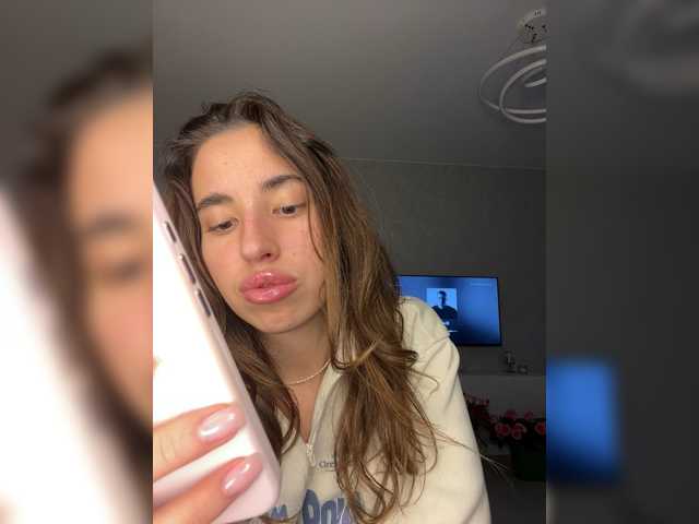 Etokiska, live now on BongaCams