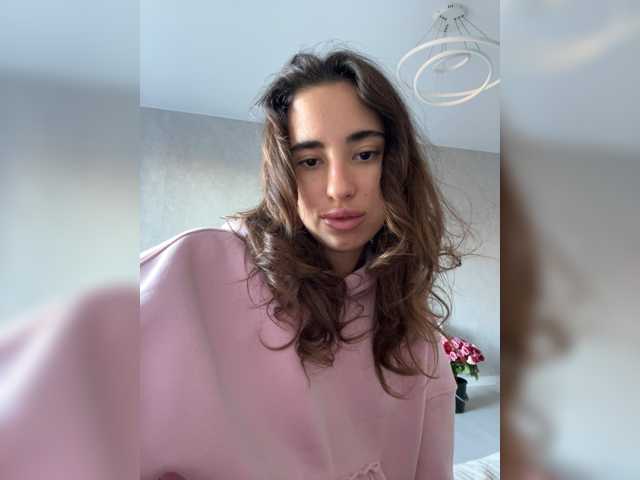 Etokiska, live now on BongaCams