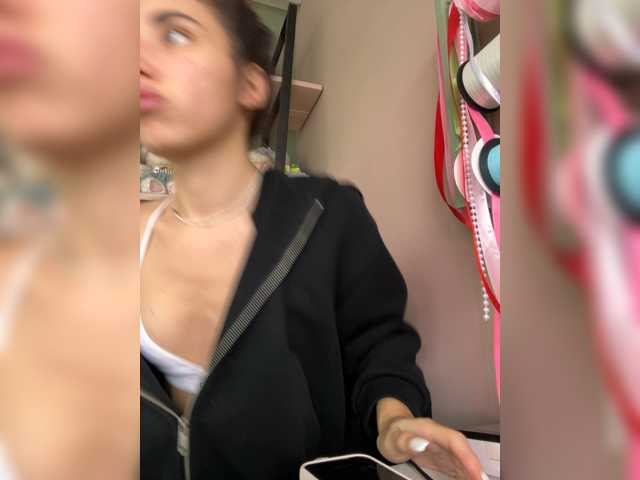 Etokiska live cam on BongaCams