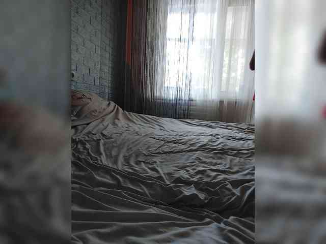 Nika_cherry webcam