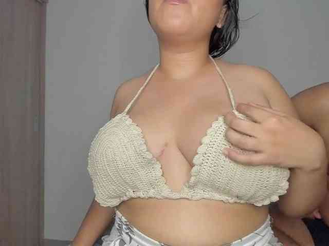 Aaron-AnnCams69 webcam