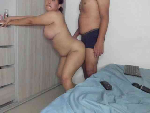 Aaron-AnnCams69 webcam