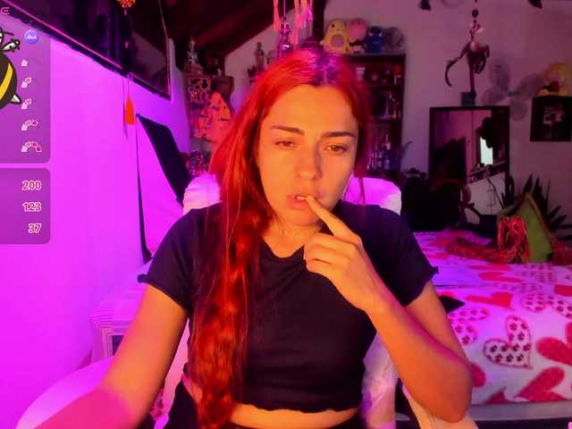 SmilingSalor live webcam show