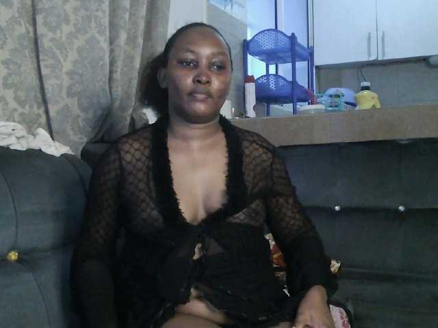 Lizcutie1, en directo ahora en BongaCams