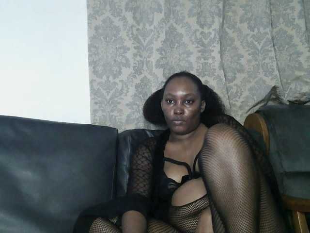 Lizcutie1 live cam on BongaCams