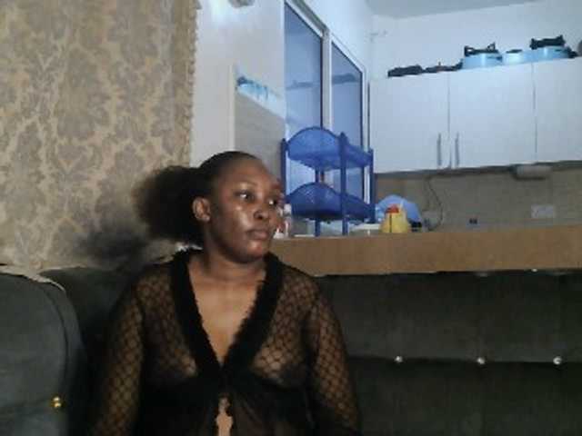 Lizcutie1 live cam on BongaCams