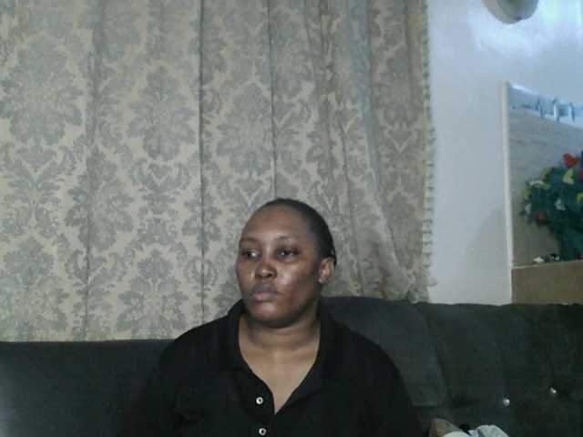 Lizcutie1 live cam on BongaCams