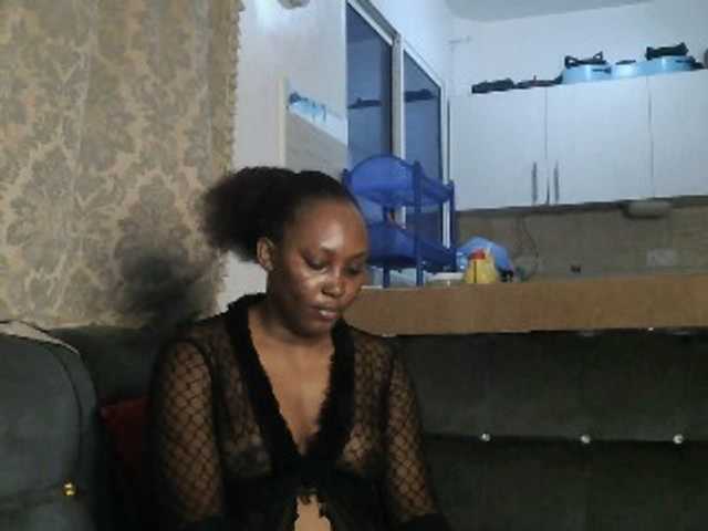 Lizcutie1 live cam on BongaCams