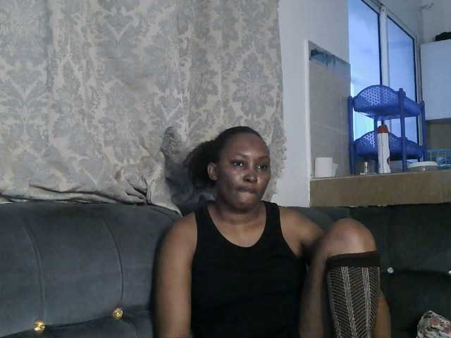 Lizcutie1 live cam on BongaCams