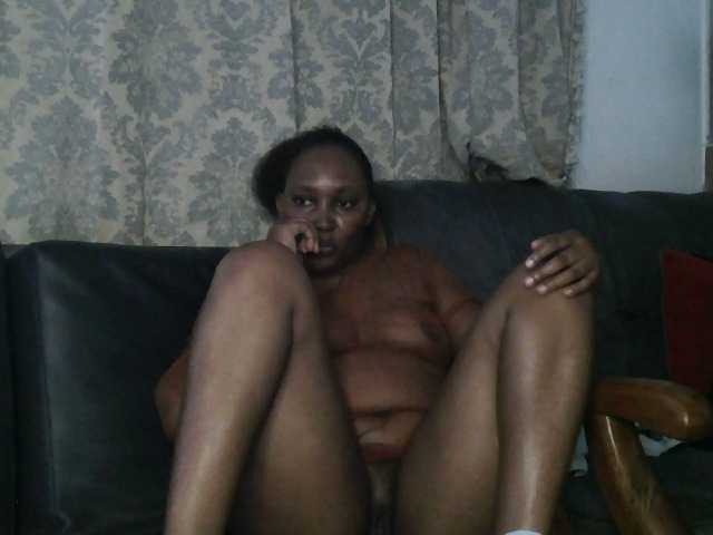 Lizcutie1 live cam on BongaCams