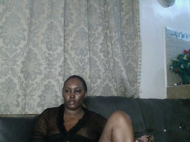 Lizcutie1 live cam on BongaCams