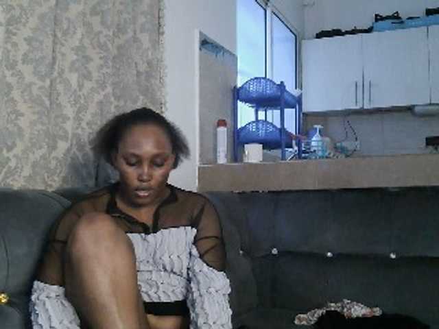 Lizcutie1 live cam on BongaCams