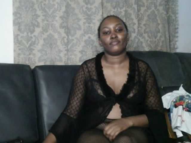 Lizcutie1 live cam on BongaCams
