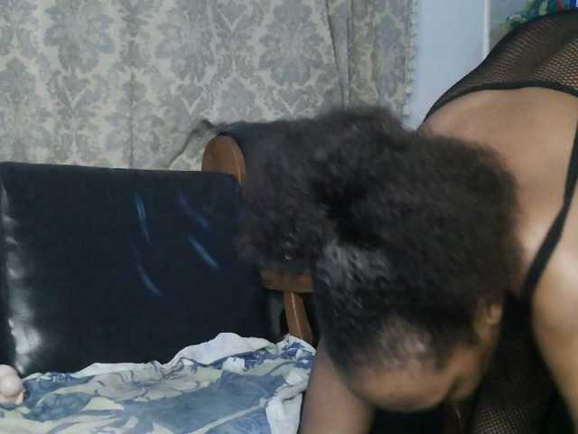 Lizcutie1 live cam on BongaCams