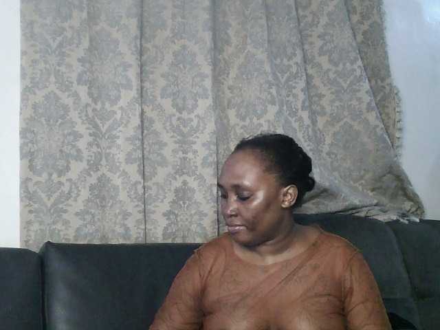 Lizcutie1 live cam on BongaCams