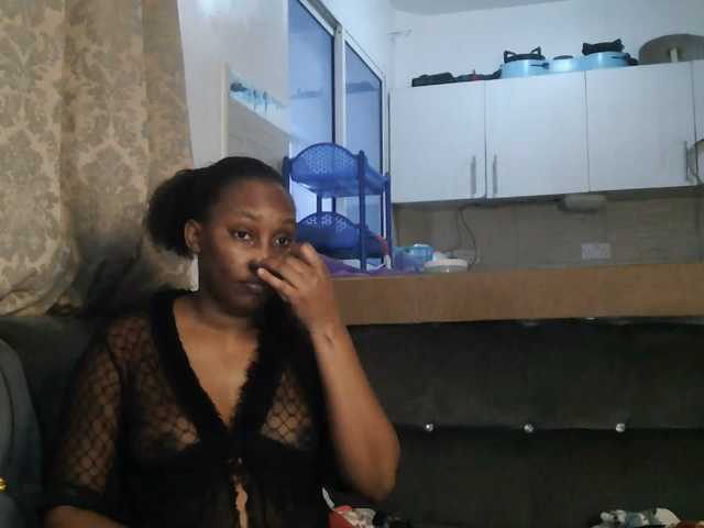 Lizcutie1 live cam on BongaCams