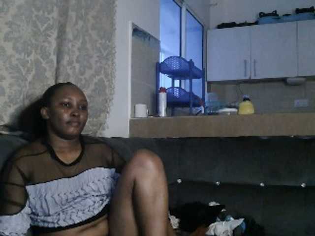 Lizcutie1 live cam on BongaCams