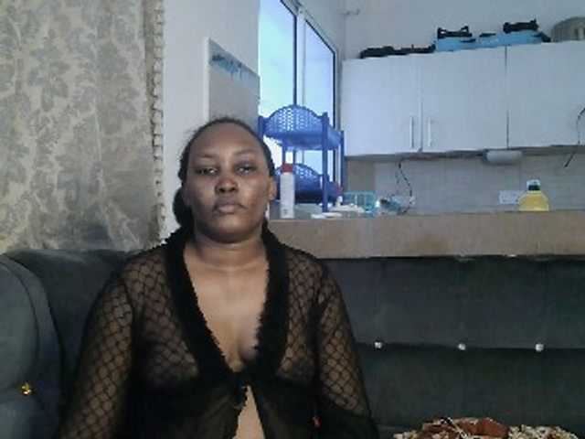Lizcutie1 live cam on BongaCams